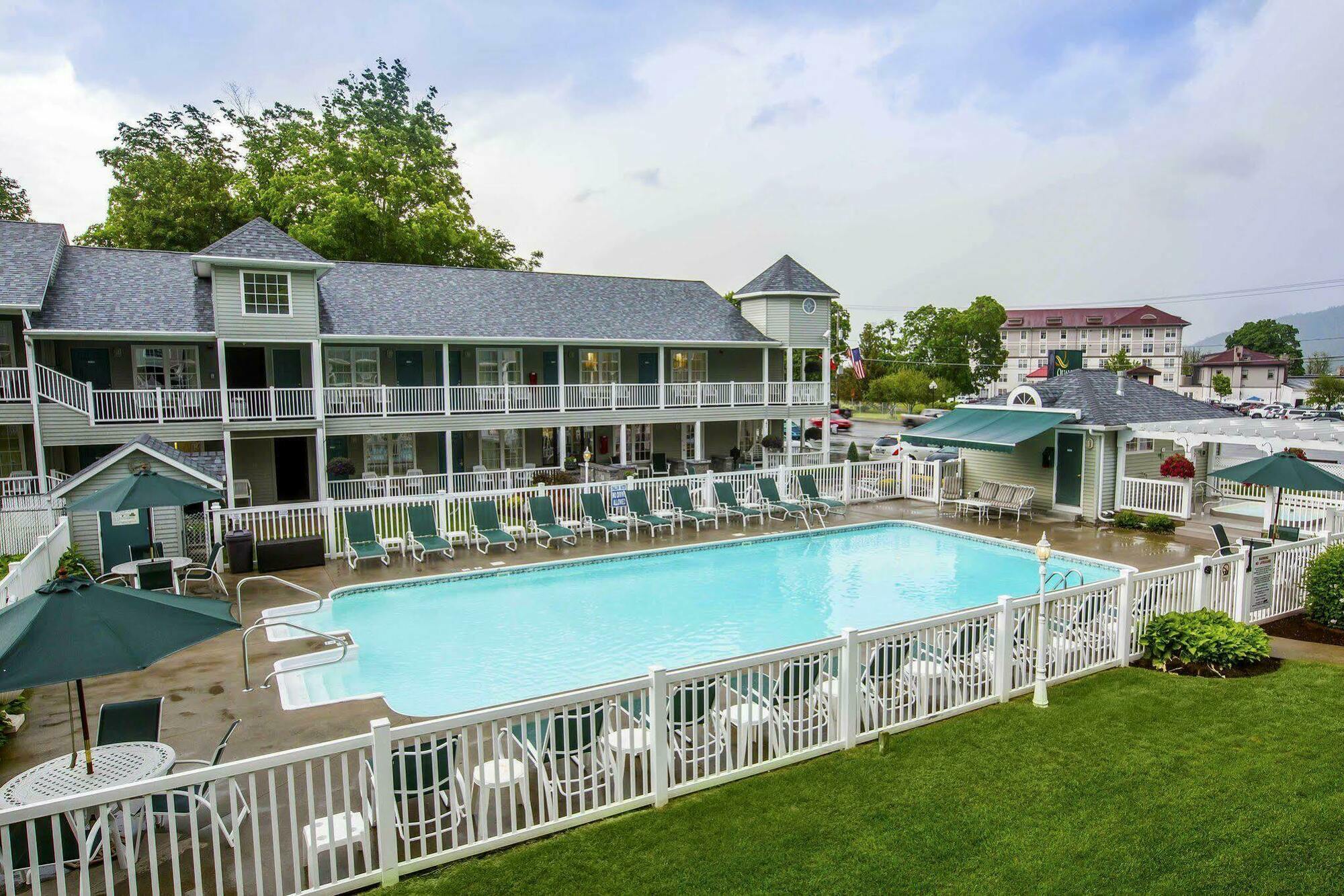 Quality Inn Lake George Exterior photo